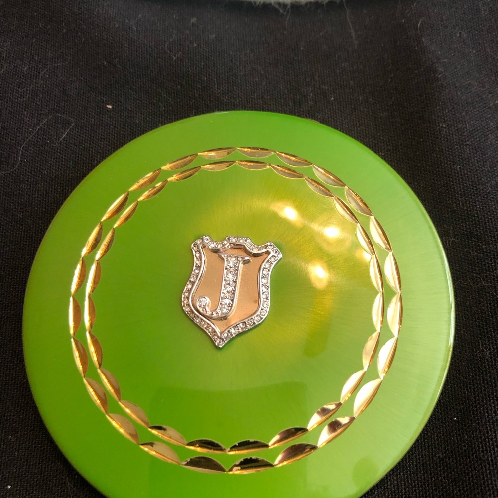 Juicy Couture Rare  Green Compact with Original Pouch - Picture 2 of 15